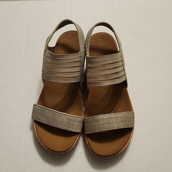 SKECHERS LUXE FOAM WOMEN’S BEVERLEY SHEER GLOW WEDGE SANDAL - Picture 2 of 16